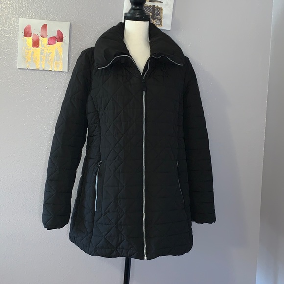 Marc New York Andrew Marc black puffer coat with hood - Picture 1 of 9